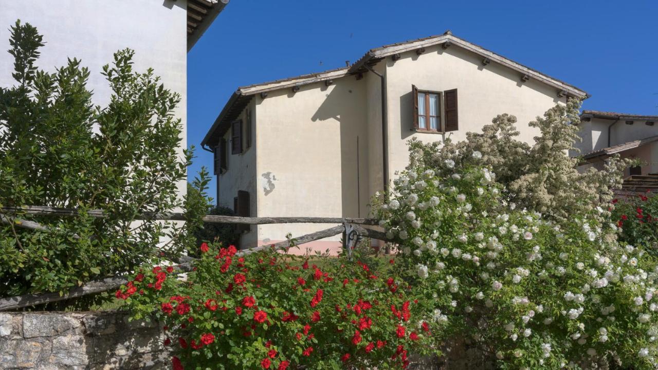 Вилла Castello Di Pupaggi Sellano Экстерьер фото