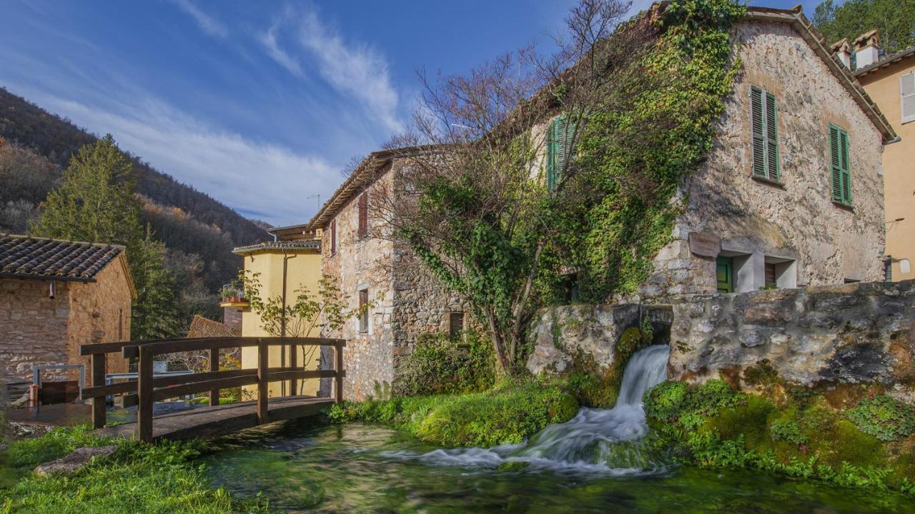 Вилла Castello Di Pupaggi Sellano Экстерьер фото